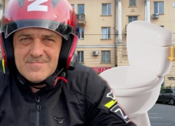 Прогремевший унитазным скандалом волгоградский депутат подал в суд на мэрию и соседей