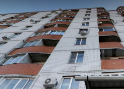 Девятиэтажка в Волгограде двое суток выживает без воды