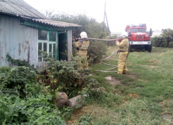 Стали известны подробности о двух погибших на пожаре в частном доме в Волгоградской области