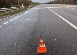 Грузовик насмерть переехал волгоградку: ее не смогли опознать