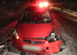 На дороге под Волгоградом насмерть задавили 26-летнюю девушку