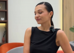 Как не скучно носить белую футболку