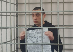 Отправление убийцы риэлтора Арсена Мелконяна в зону СВО обсуждают в Волгограде