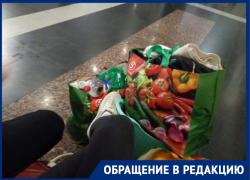 «Хотим спать, но боимся пропустить поезд»: из -за шторма века в Сочи волгоградцы стали пленниками краснодарского вокзала