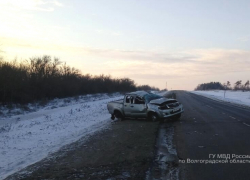 Toyota перевернулась на трассе под Камышином