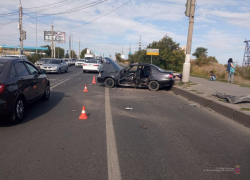 Два человека пострадали в ДТП на «штанах» Волжской ГЭС: видео столкновения 