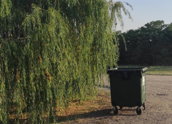 Под Волгоградом рабочему отрезало кисть мусоровозом 