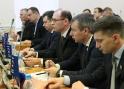  Гражданский активист призвал волгоградских депутатов исполнять супружеский долг чаще, чем служебный