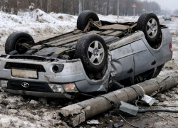 Смертельный таран с кувырком устроила «Лада Приора» в Волгограде