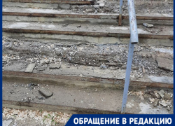 Единственную лестницу к школе на севере Волгограда растащили по частям