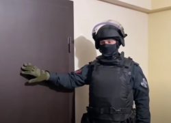 В Волгограде спецназ «Гром» изъял боеприпасы в ходе обысков по делу о взятке