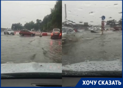 Все поплыло: Нулевую Продольную стремительно затопило в Волгограде