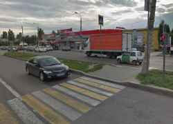 Скончалась в больнице: водитель на Mitsubishi сбил волгоградку