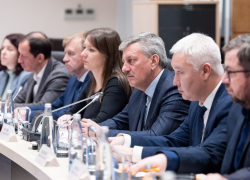 Топ-чиновников Волгограда собрал на срочное мотивирующее совещание  губернатор 