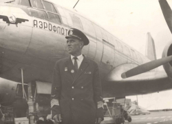 Вылеты из аэропорта Сталинграда в Симферополь открыли 80 лет назад: на следующий день случилась война