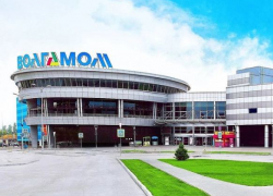 В Волжском из ТРК «Волгамолл» эвакуировали тысячу человек