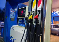 В Волгограде спустя два месяца заморозки начали расти цены на бензин