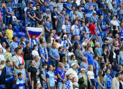 Дополнительные электрички развезут болельщиков после матча «Ротора» с «Волгой»