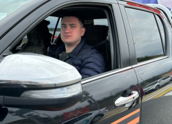 29-летний депутат гордумы Волгограда на Toyota Hilux нажаловался на жару и требует разрешить тонировку