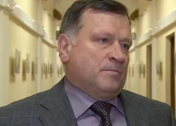 Экс-десантник, а ныне чиновник Валерий Бахин отмечает день рождения