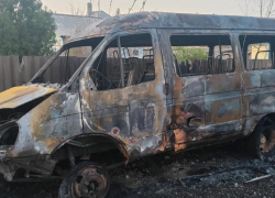 Маршрутки массово сожгли под Волгоградом после шокового повышения тарифа