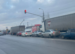 Еще одно крупное перекрытие дороги до 2 сентября объявили в Волгограде 