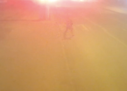 Женщина "испарилась" после наезда ВАЗа в Волгограде – видео