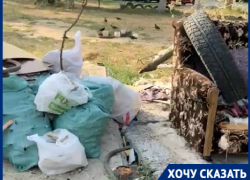 В Волгограде УК  ТЗР увезла мусорный бункер и превратила двор в помойку