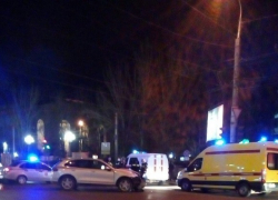 Лихач на Porsche протаранил "Жигули" в центре Волгограда 