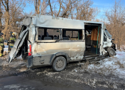 Число пострадавших в катастрофе с маршруткой увеличилось: волгоградцев спасают в реанимации