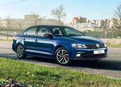 Volkswagen Jetta Life: существенные выгоды при покупке в октябре