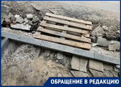 Волгоградка вышла из подъезда и получила растяжение и порванные связки