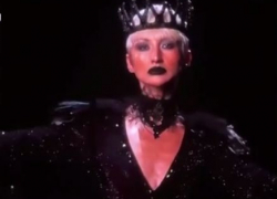 Евгений Плющенко рассмотрел задатки фигуристки у кукарекающей подружки Киркорова