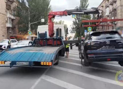 Иномарки после рейда в центре пачками отправили на штрафстоянки в Волгограде 