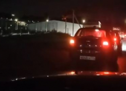 Свалку на 400 квадратов потушили в Волгограде — видео