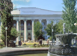 Старейший вуз Волгограда, который пережил войну и четырежды поменял название