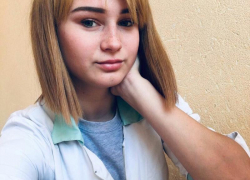 Без вести пропавшую 18-летнюю студентку медколледжа две недели ищут в Волжском