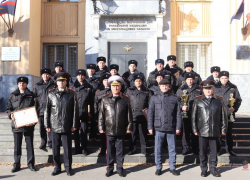 Генерал-лейтенант Александр Кравченко поздравил волгоградских участковых с праздником