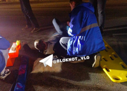 Встречающего маму с автобуса сбила машина на обходе Волгограда 