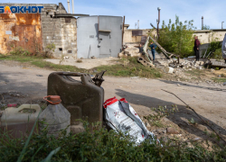 Надели пакет на голову: волгоградский хуторянин вместе с братом-москвичом попались на вымогательстве 