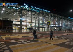 В аэропорту Волгограда ищут взрывное устройство 