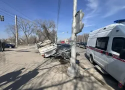 Skoda c 1,5-годовалой девочкой перевернулась в Волгограде: новые детали шок-ДТП