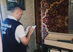 Двухлетнюю девочку насмерть придавил комод под Волгоградом 