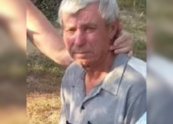 Неделю ищут исчезнувшего пенсионера с большим родимом пятном на руке в Волгограде