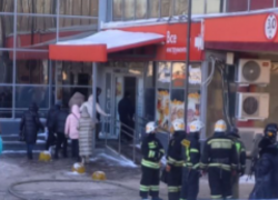 Горели пластиковая обшивка и жир: пожар в ТРЦ «7 Звезд» в Волгограде прокомментировало МЧС