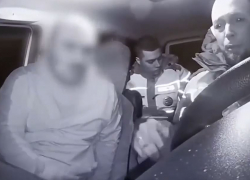 Попытку армянского дальнобойщика откупиться от ДПС сняли на видео