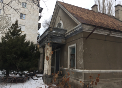 В Волгограде показали изнутри таинственный особняк генерала: фоторепортаж