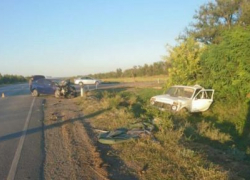 ДТП на обгоне устроил водитель Kia под Волгоградом: пострадали двое