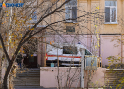 Пассажира маршрутки спасают в реанимации в Волгограде