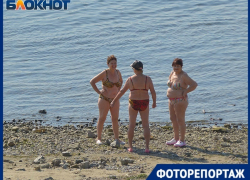 «Дикий пляж» волгоградских пенсионеров в объективе фотографа